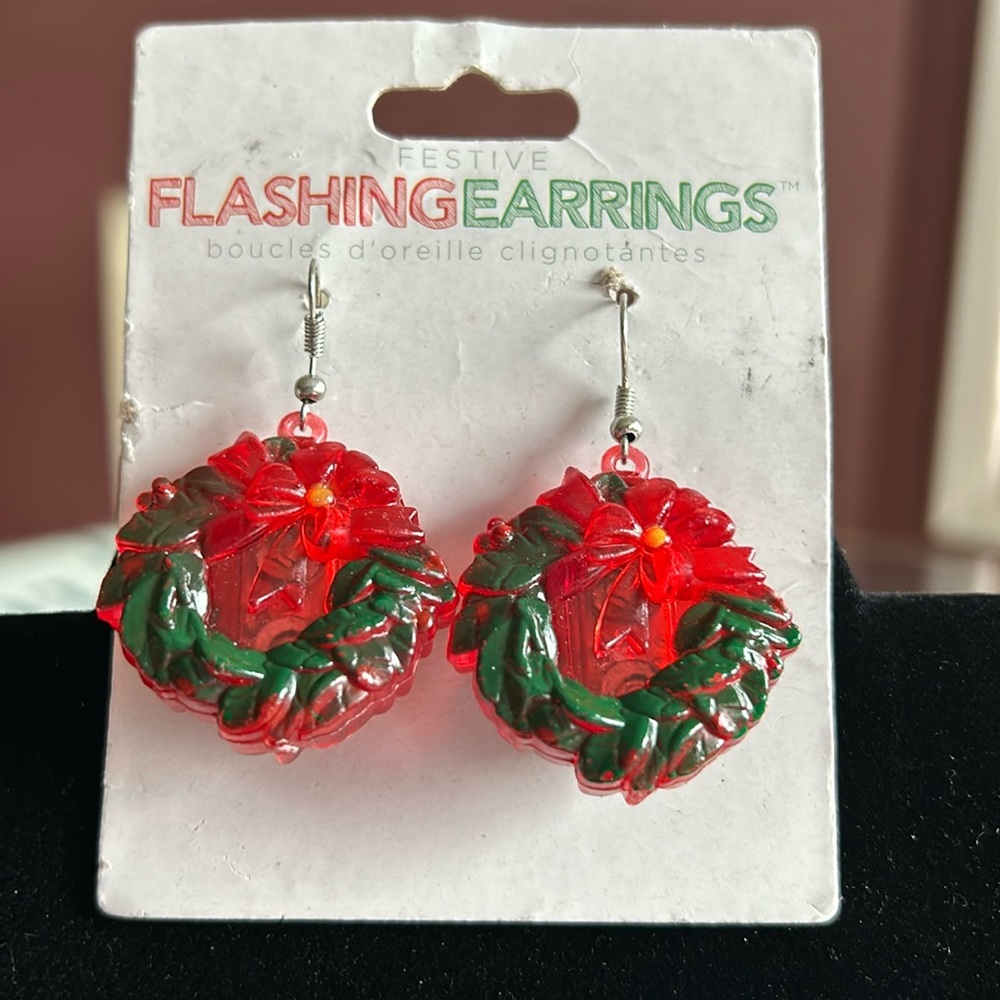 💍🎄🆕Giftcraft Christmas Flashing Earrings